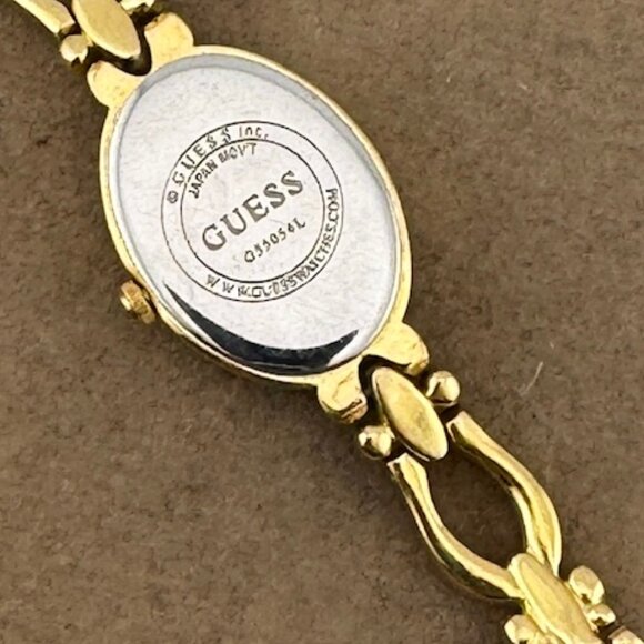 Guess Watch Gold Tone New Battery Great first watch - Picture 8 of 8